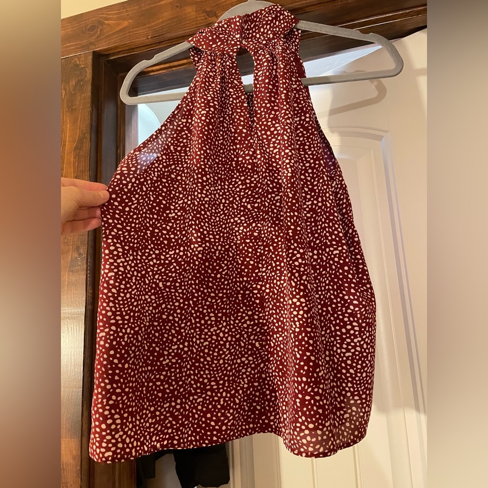 Red blouse - Picture 3 of 5